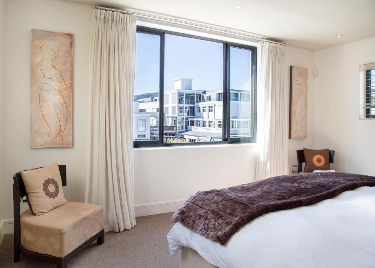 Marine Square Luxury Suites Германус Екстер'єр фото
