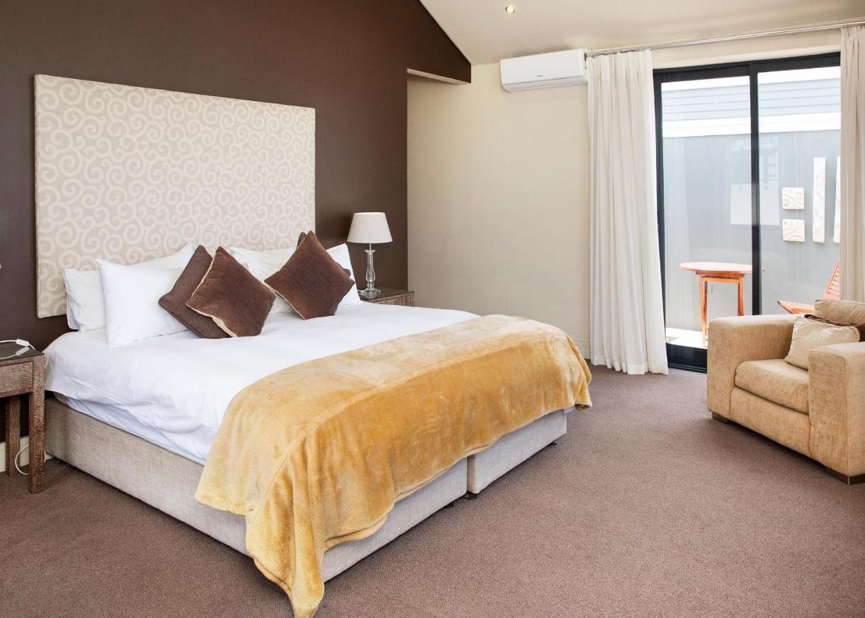Marine Square Luxury Suites Германус Екстер'єр фото