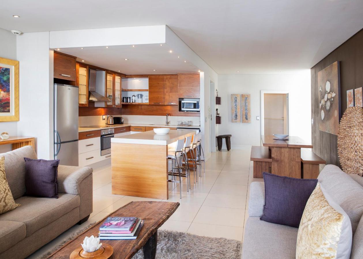 Marine Square Luxury Suites Германус Екстер'єр фото